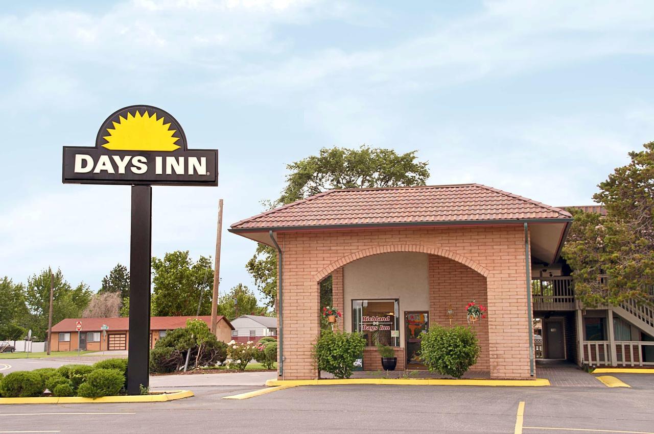 Days Inn By Wyndham Richland Exteriör bild
