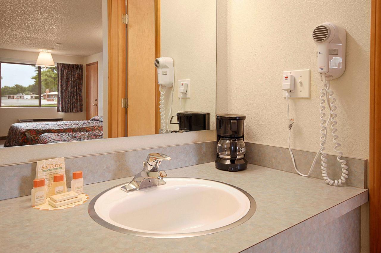 Days Inn By Wyndham Richland Rum bild